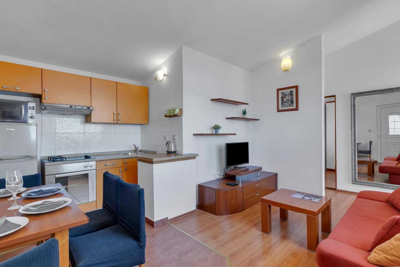 Apartmani Verica Tučepi Екстериор снимка
