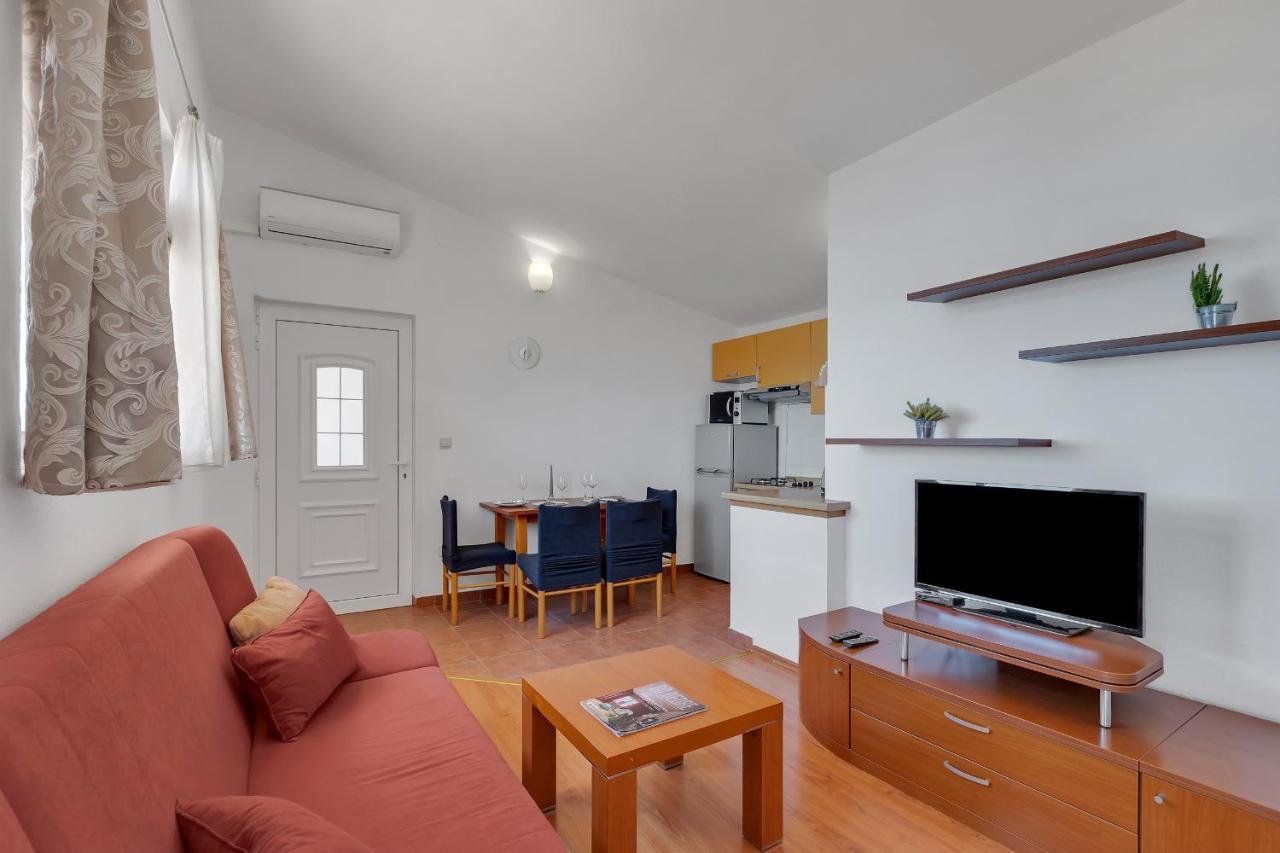 Apartmani Verica Tučepi Екстериор снимка