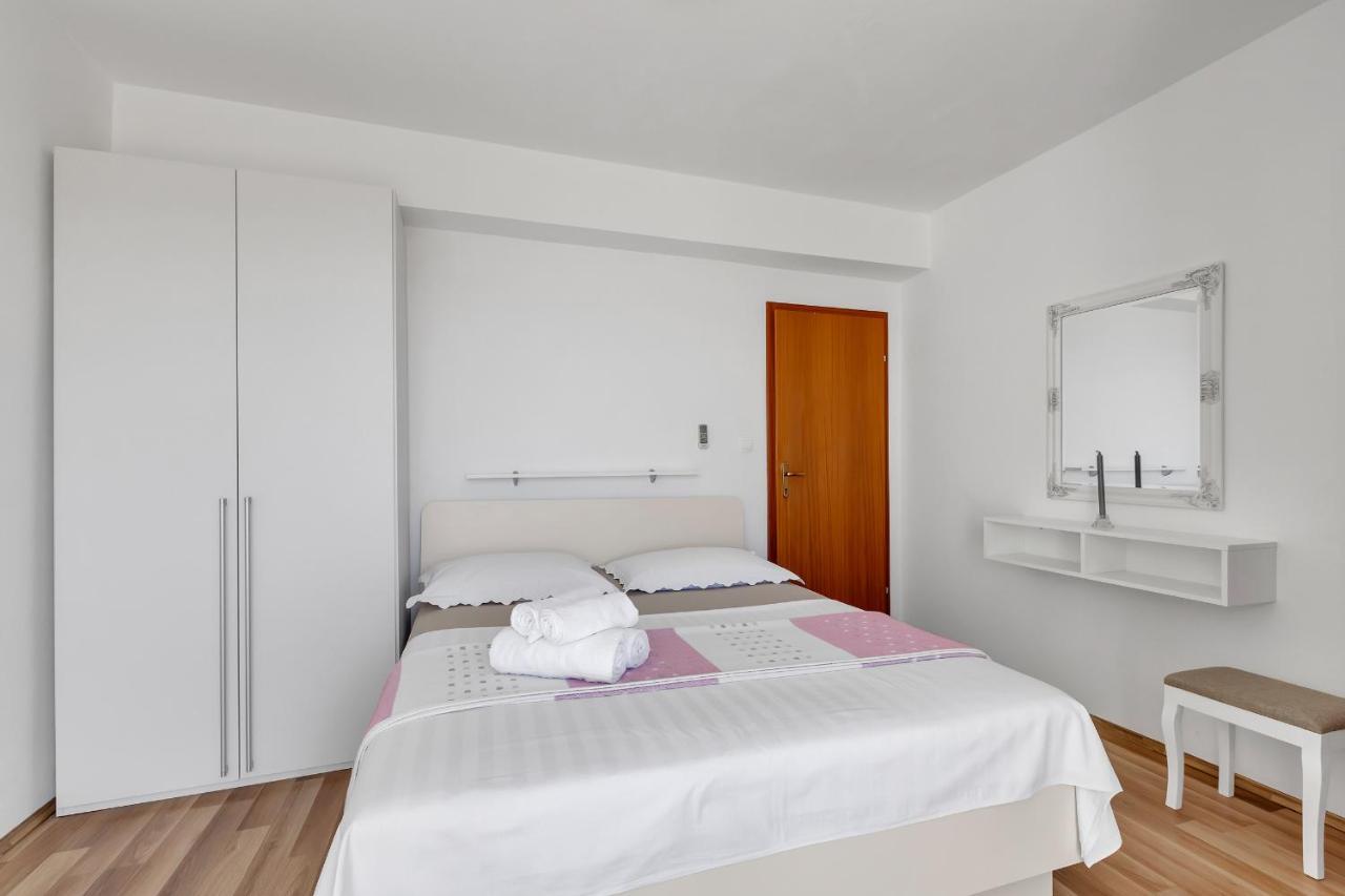 Apartmani Verica Tučepi Екстериор снимка